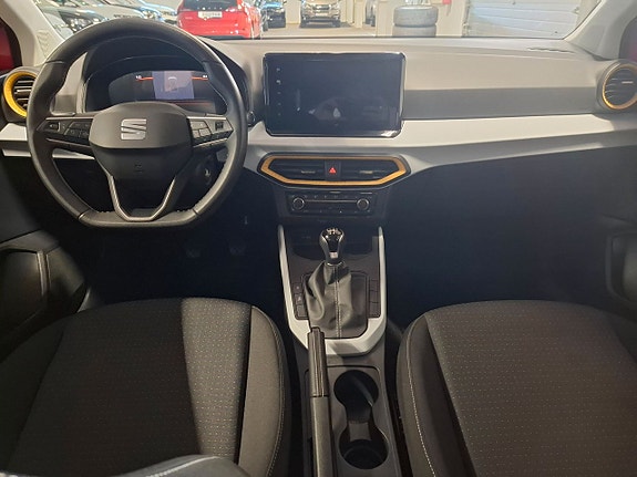 Seat Arona 9 of 21