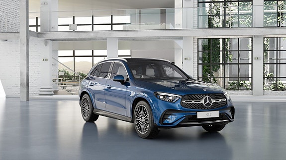 Mercedes-Benz GLC300 e 3 of 5