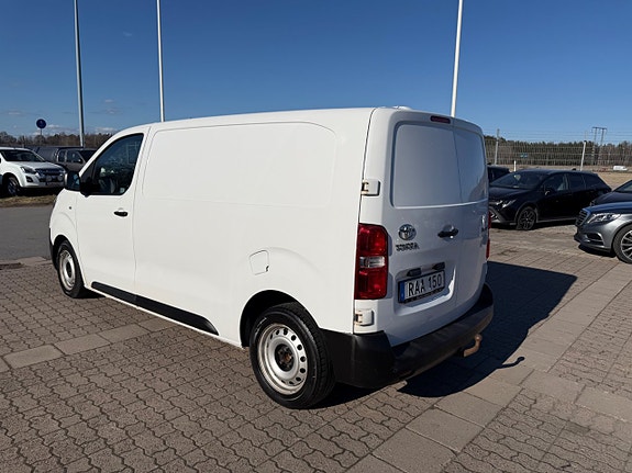 Toyota Proace 2 of 5