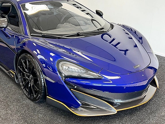 McLaren 600LT 3 of 5