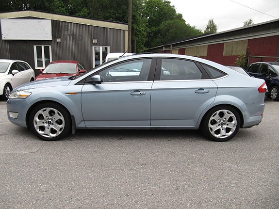 Ford Mondeo 4 of 5