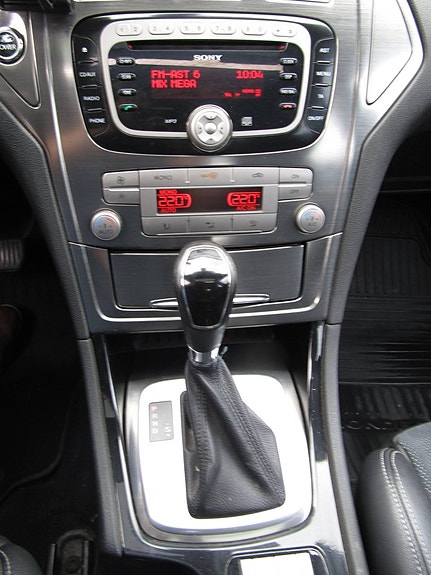 Ford Mondeo 12 of 20