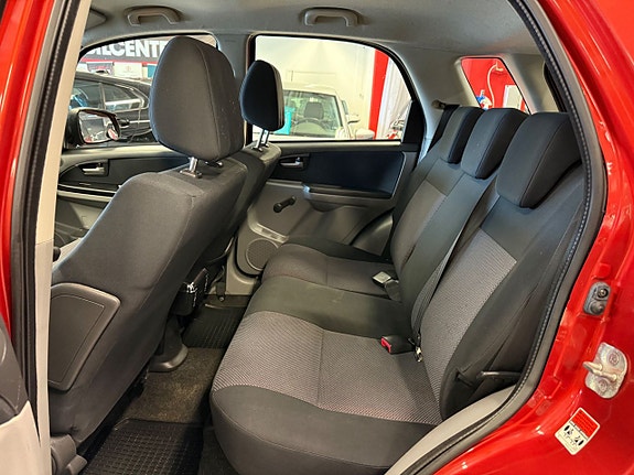Suzuki SX4 14 of 20