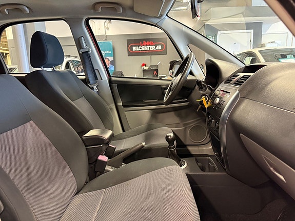 Suzuki SX4 18 of 20