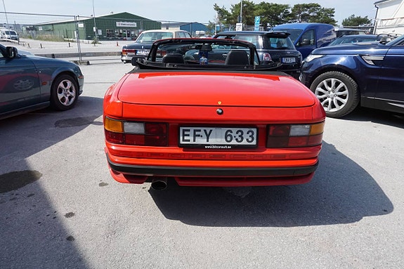 Porsche 944 6 of 30