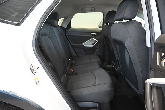 Audi Q3 13 of 25
