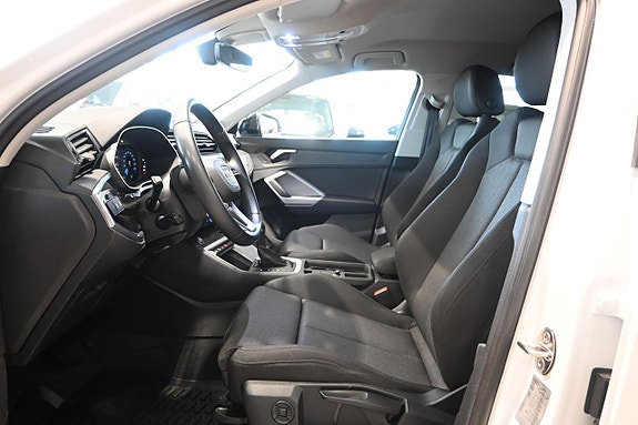 Audi Q3 8 of 25