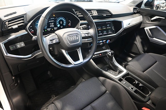 Audi Q3 7 of 25