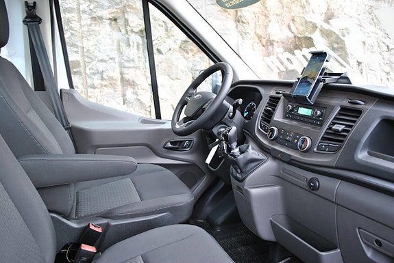 Ford Transit 8 of 19