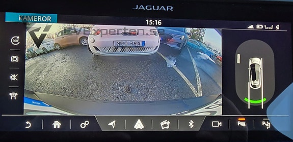 Jaguar I-PACE 19 of 22