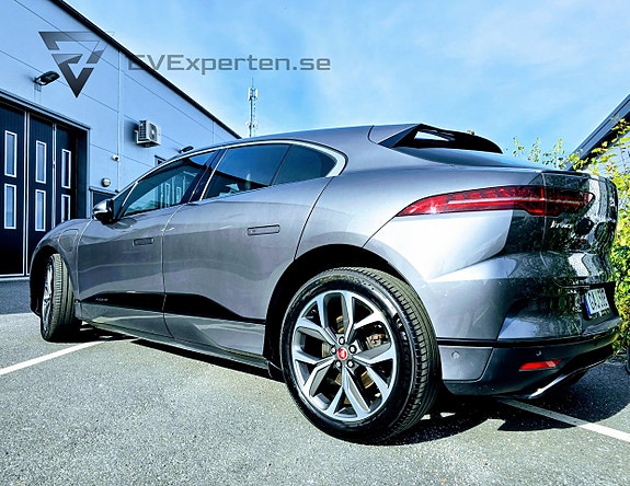 Jaguar I-PACE 7 of 22