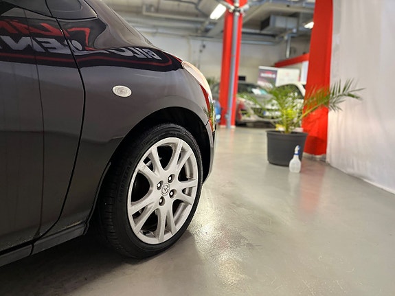 Mazda 2 7 of 19