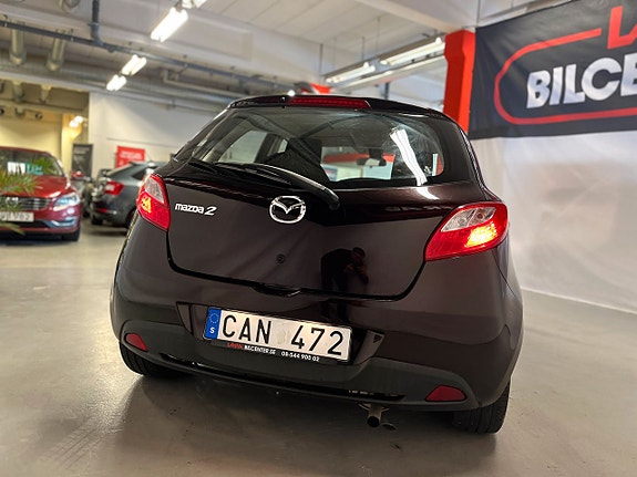 Mazda 2 9 of 19