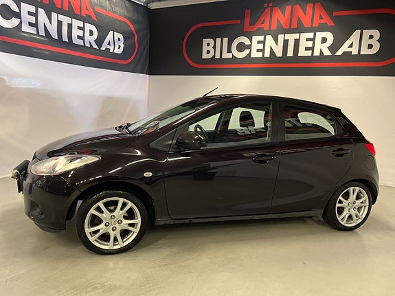 Mazda 2 3 of 19