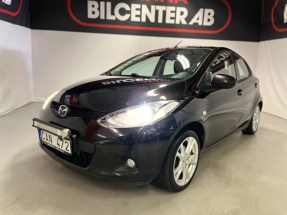Mazda 2 4 of 19