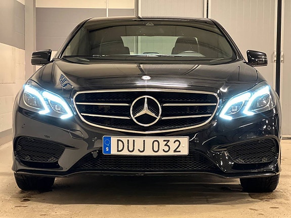 Mercedes-Benz E220 8 of 26