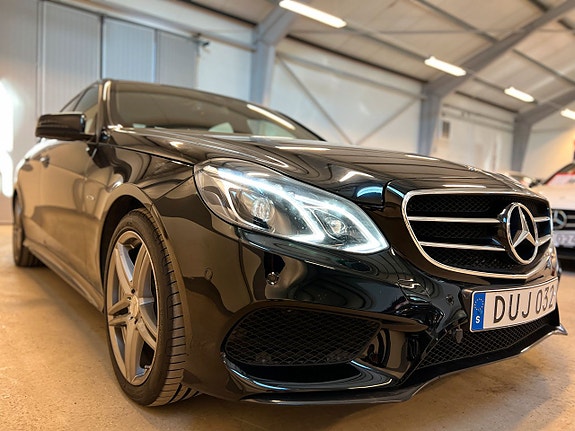 Mercedes-Benz E220 7 of 26