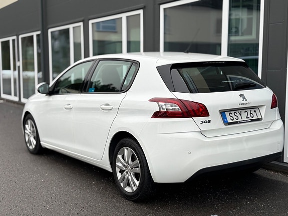 Peugeot 308 22 of 30