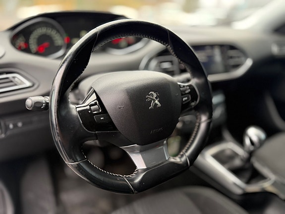 Peugeot 308 30 of 30