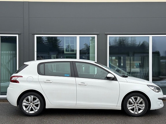Peugeot 308 3 of 30