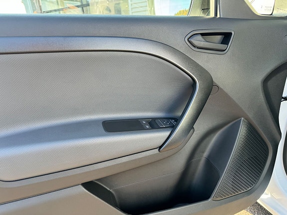 Mercedes-Benz eCitan 18 of 21