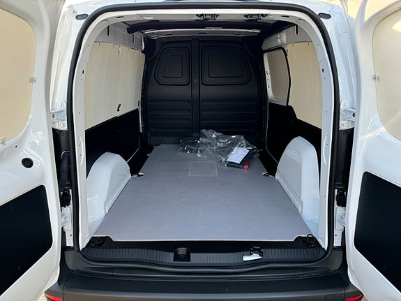 Mercedes-Benz eCitan 15 of 21