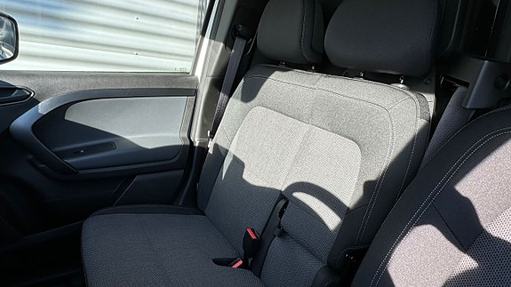 Mercedes-Benz eCitan 6 of 21