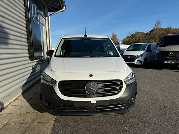 Mercedes-Benz eCitan 2 of 5