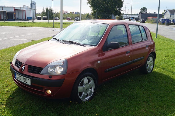 Renault Clio 3 of 11
