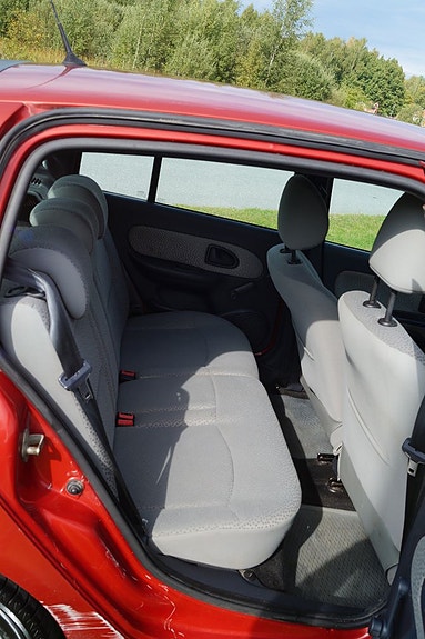 Renault Clio 9 of 11