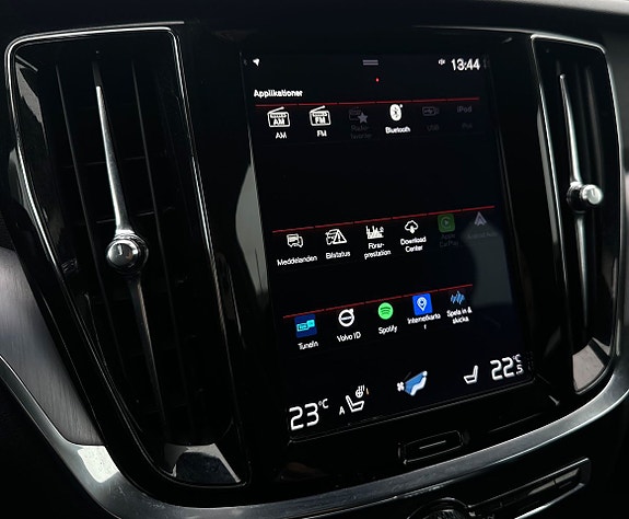 Volvo V60 13 of 18