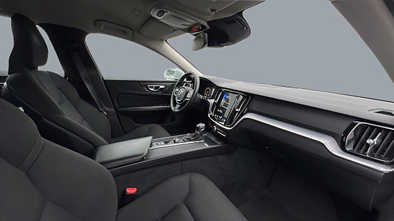 Volvo V60 11 of 18