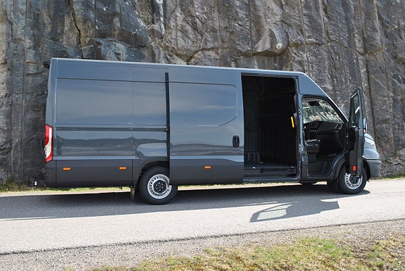 Iveco 35S18HA8 Connect 180HK Hi-Matic 16m3 18 of 18