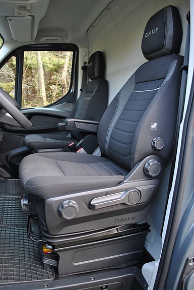 Iveco 35S18HA8 Connect 180HK Hi-Matic 16m3 9 of 18