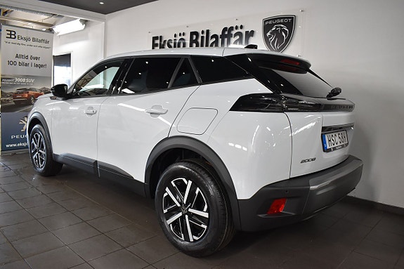Peugeot 2008 4 of 5