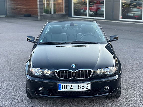 BMW 320 4 of 5