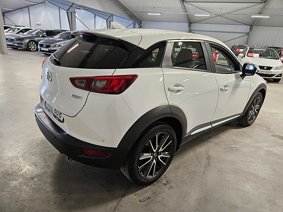 Mazda CX-3 3 of 12