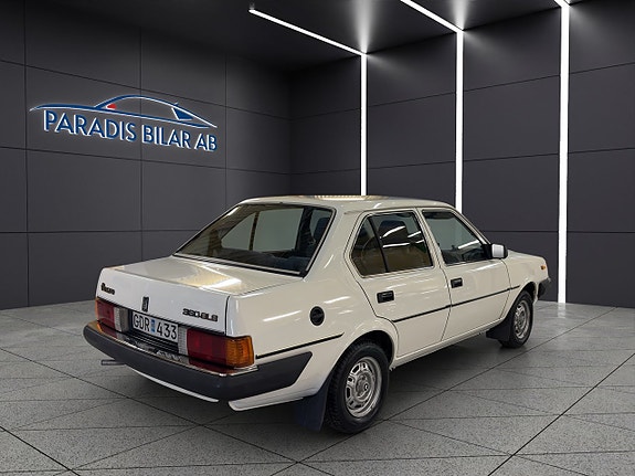 Volvo 360 5 of 27