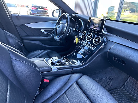 Mercedes-Benz C220 d 17 of 25