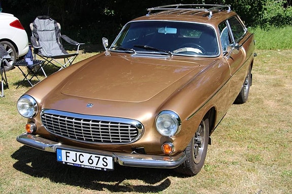 Volvo P1800 3 of 4