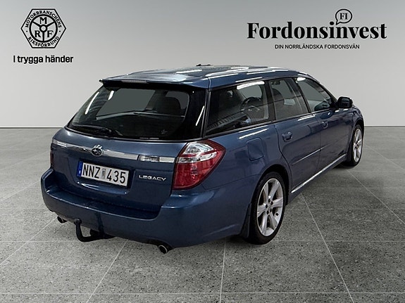 Subaru Legacy 5 of 5