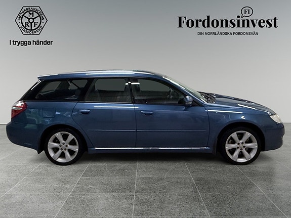 Subaru Legacy 6 of 14