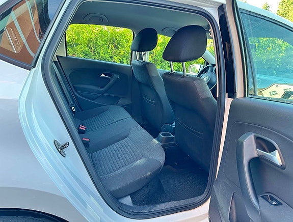 Volkswagen Polo 10 of 19