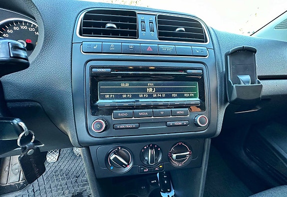 Volkswagen Polo 11 of 19