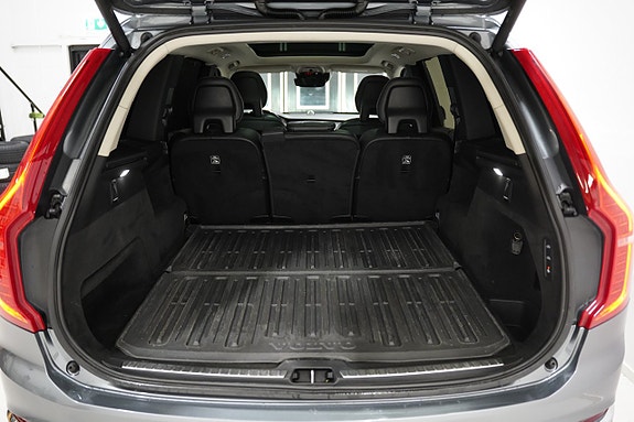 Volvo XC90 29 of 30