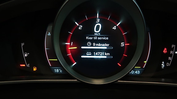 Volvo V40 14 of 17