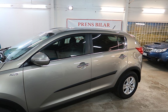 Kia Sportage 3 of 5