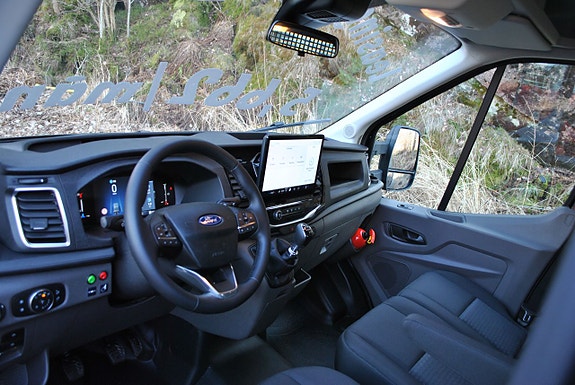 Ford Transit 9 of 22