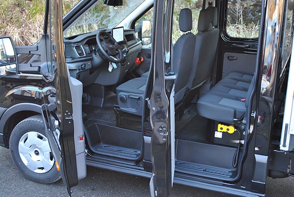 Ford Transit 10 of 22