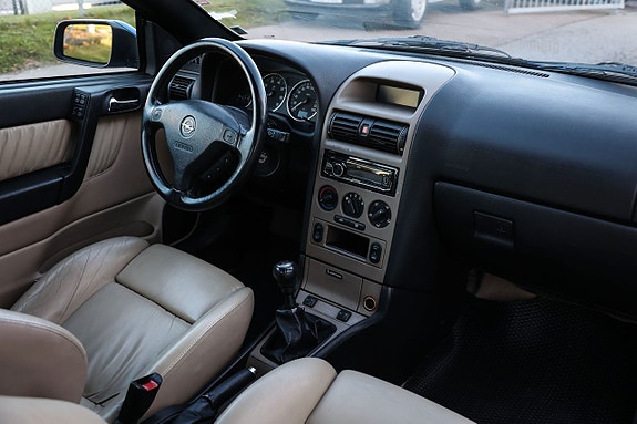 Opel Astra 12 of 12